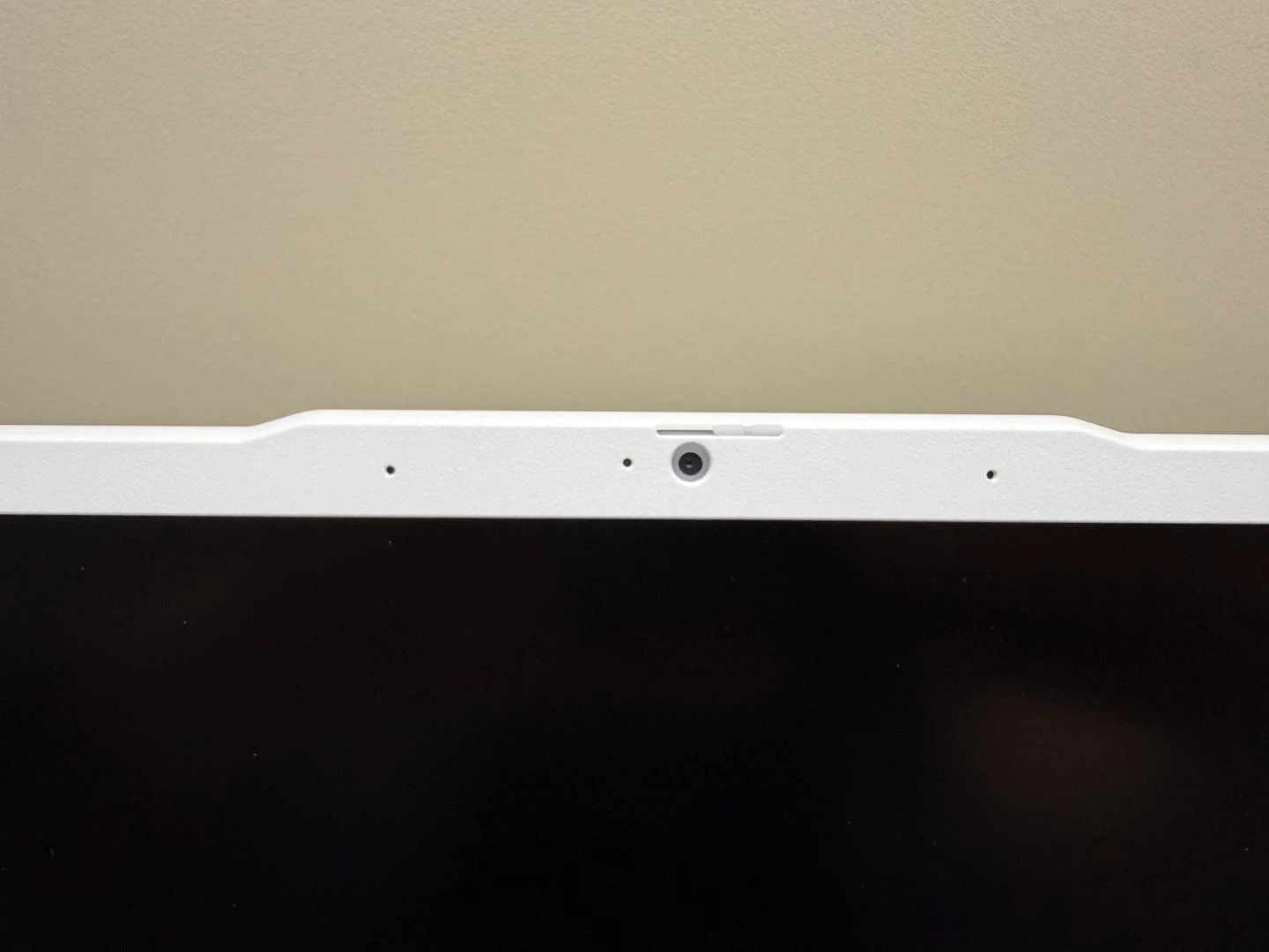 Aspire Lite 15 FHD 視訊鏡頭，隱私遮罩打開