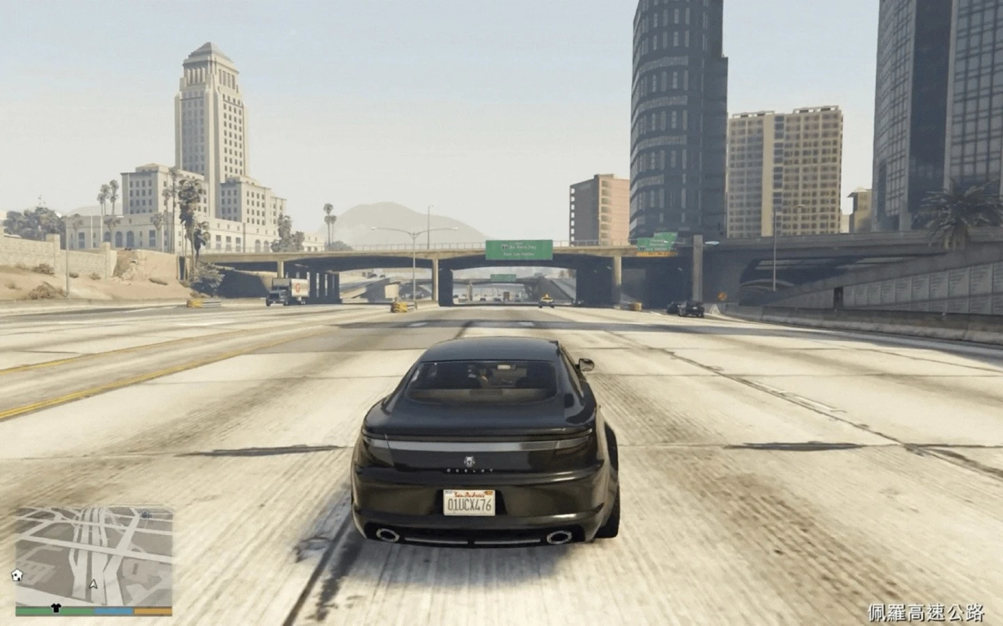 OmniBook 7 Aero 實際遊玩 GTA V 故事模式駕駛畫面