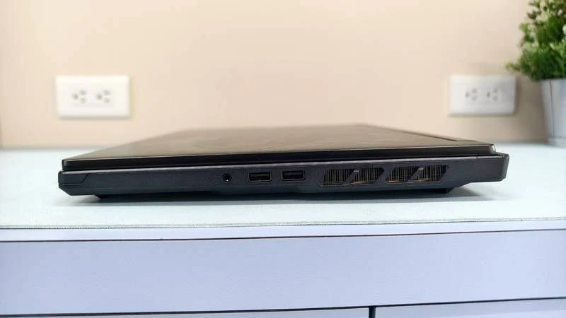 MSI Raider 16 HX B2WI-025TW 開箱