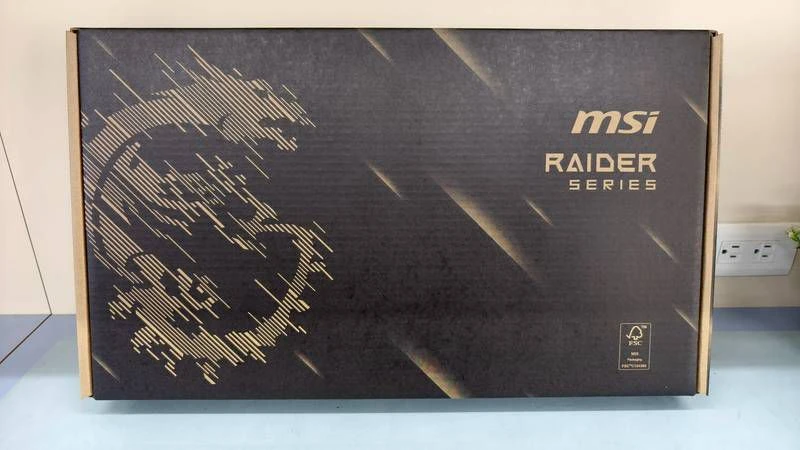 MSI Raider 16 HX B2WI-025TW 開箱