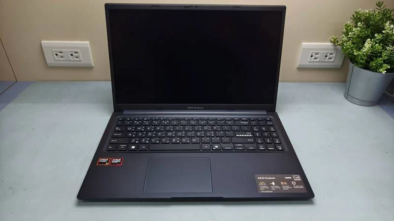 ASUS Vivobook 15 M1502NAQ-0041B150H 開箱