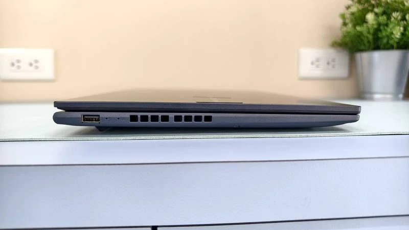 ASUS Vivobook 15 M1502NAQ-0041B150H 開箱