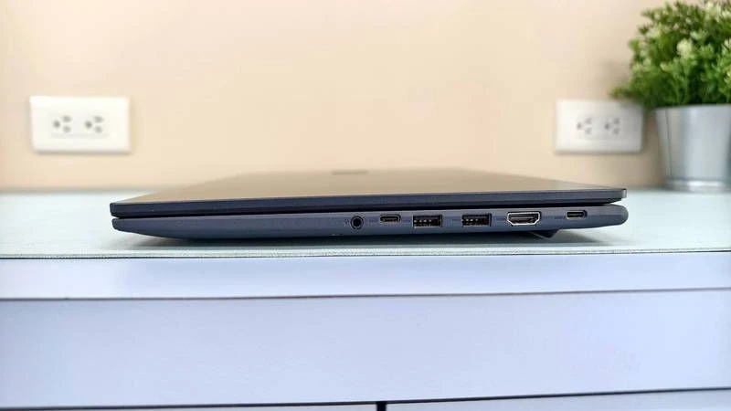 ASUS Vivobook 15 M1502NAQ-0041B150H 開箱