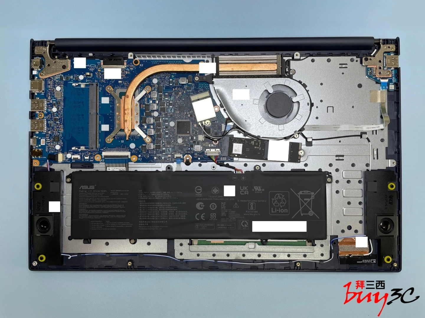 ASUS Vivobook 17 X1704VA 拆機內部：單風扇與熱導管、記憶體插槽、M.2 SSD、電池與喇叭