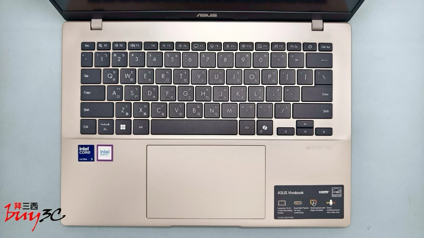 Vivobook 14 X1407CA ErgoSense 鍵盤、Copilot 鍵與加大觸控板