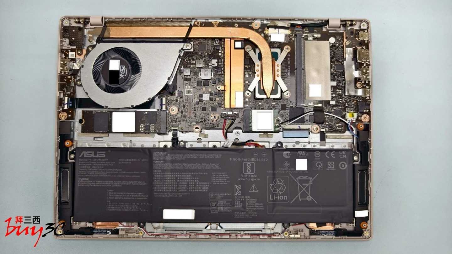 Vivobook 14 X1407CA 拆機內部：單風扇散熱、記憶體插槽、M.2 SSD 與電池